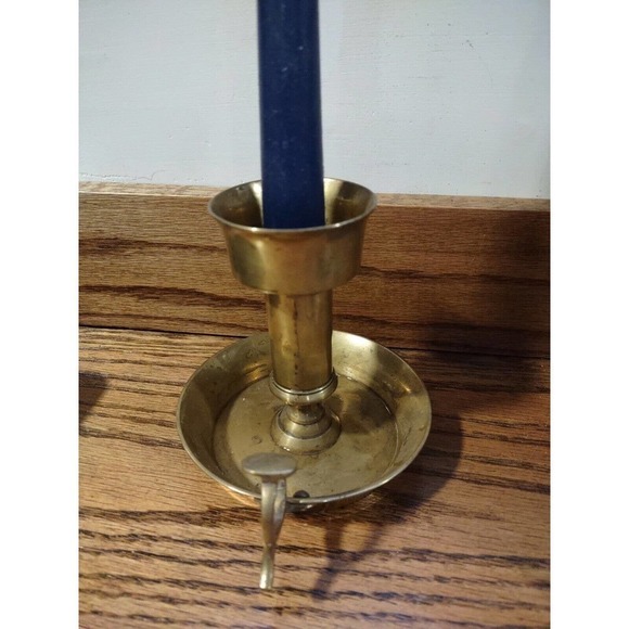 Vintage Solid Brass Finger Loop Candle Holder Courting Farmhouse Taper - Picture 1 of 4